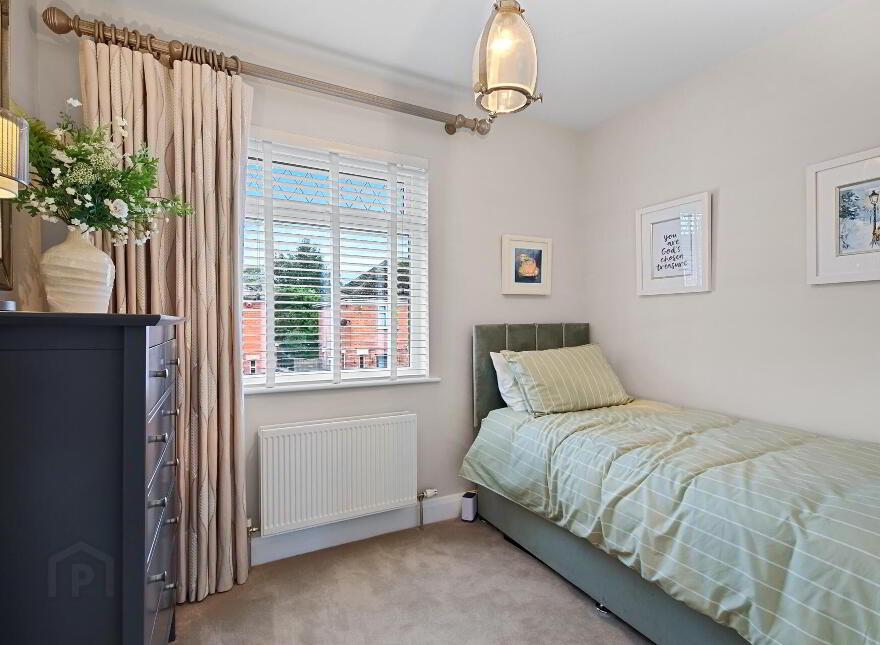 23 Kensington Gardens South, Belfast, BT5 6NN