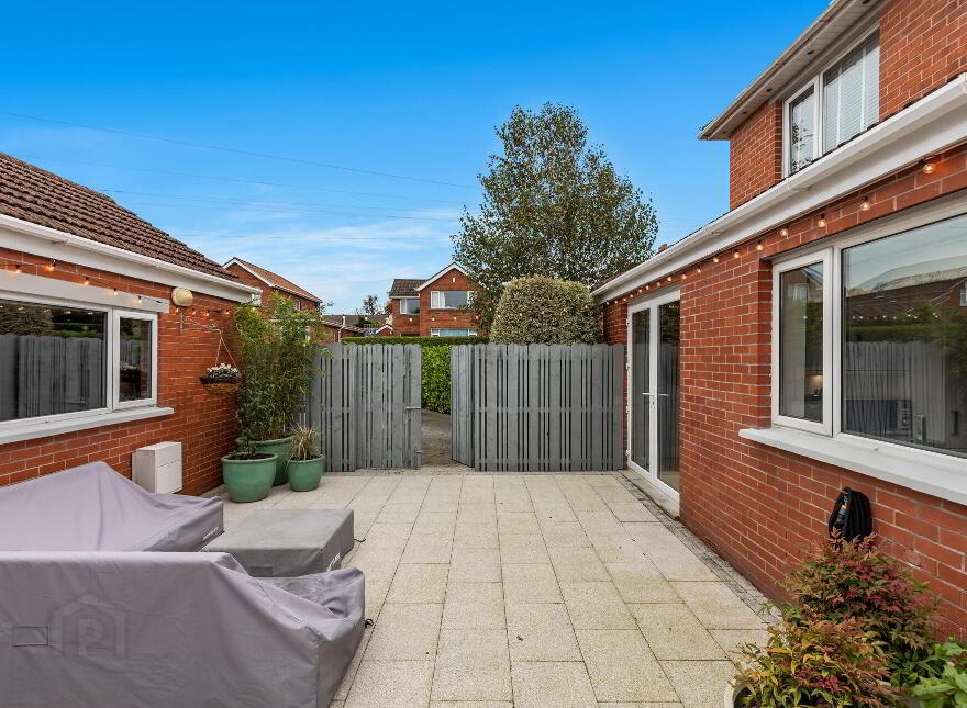 23 Kensington Gardens South, Belfast, BT5 6NN