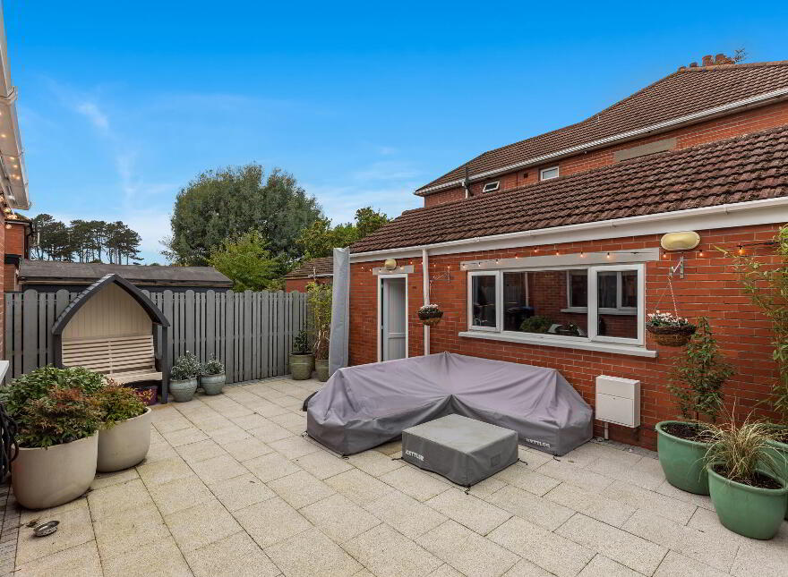 23 Kensington Gardens South, Belfast, BT5 6NN