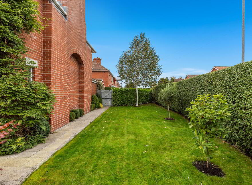 23 Kensington Gardens South, Belfast, BT5 6NN
