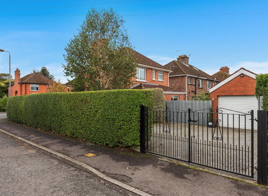 23 Kensington Gardens South, Belfast, BT5 6NN