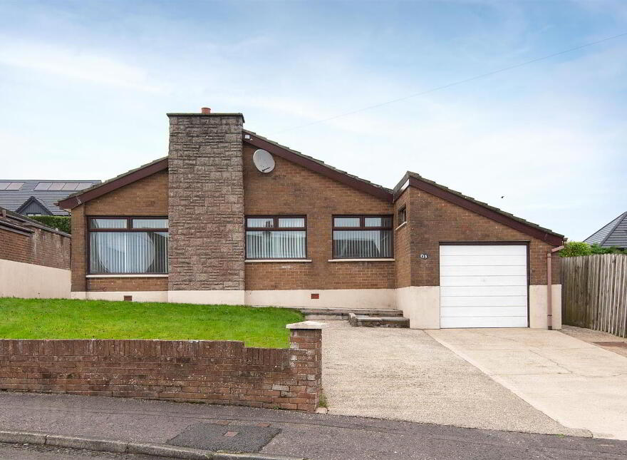 15 Marlborough Crescent, Carryduff, Belfast, BT8 8NP