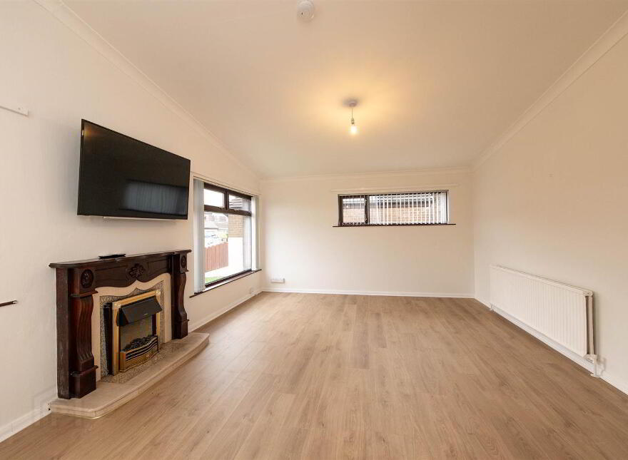 15 Marlborough Crescent, Carryduff, Belfast, BT8 8NP