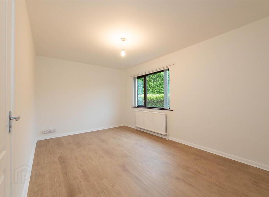 15 Marlborough Crescent, Carryduff, Belfast, BT8 8NP
