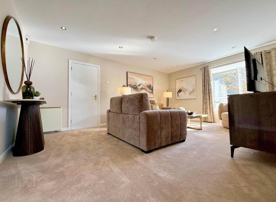 2 Drumkeen Manor, Forestside / Upper Galwally, Belfast, BT8 7AZ