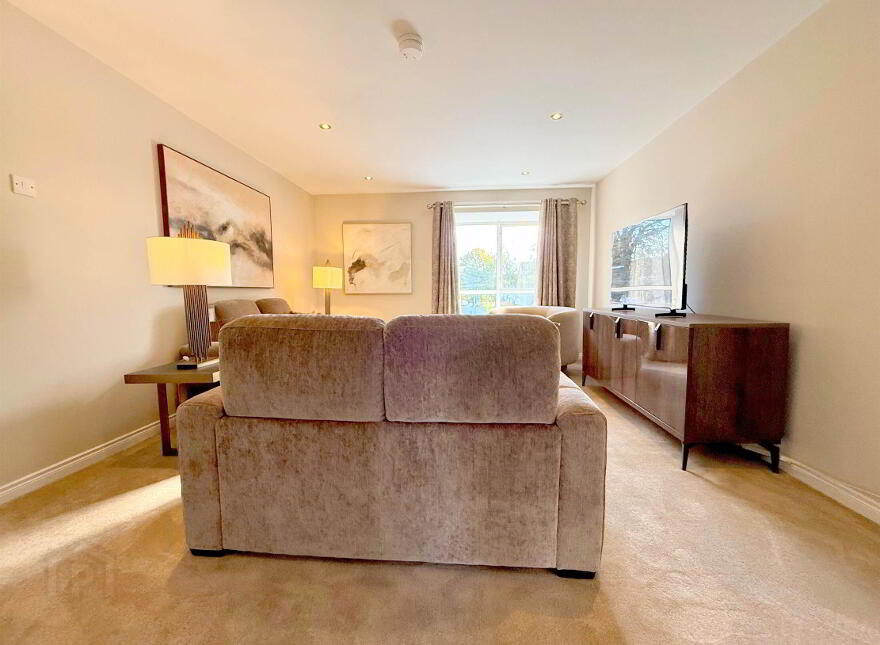 2 Drumkeen Manor, Forestside / Upper Galwally, Belfast, BT8 7AZ