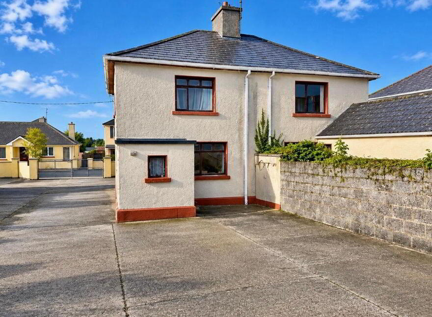 17 Connolly Park, Tubbercurry