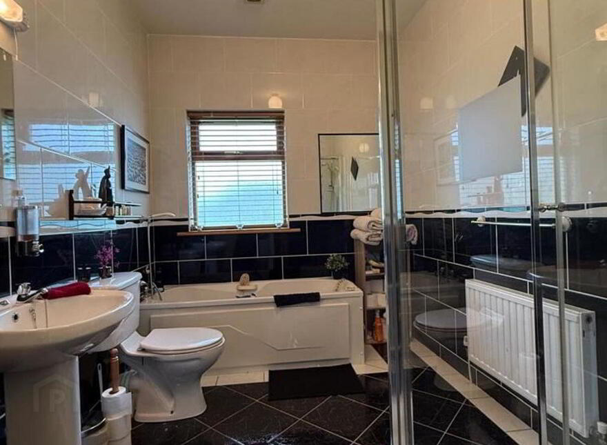 Windfell, Moyne, Ballaghaderreen, F45HP28