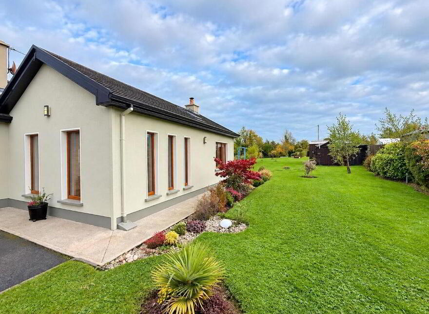 Windfell, Moyne, Ballaghaderreen, F45HP28
