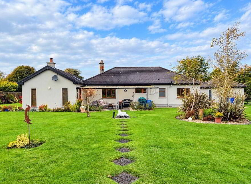Windfell, Moyne, Ballaghaderreen, F45HP28