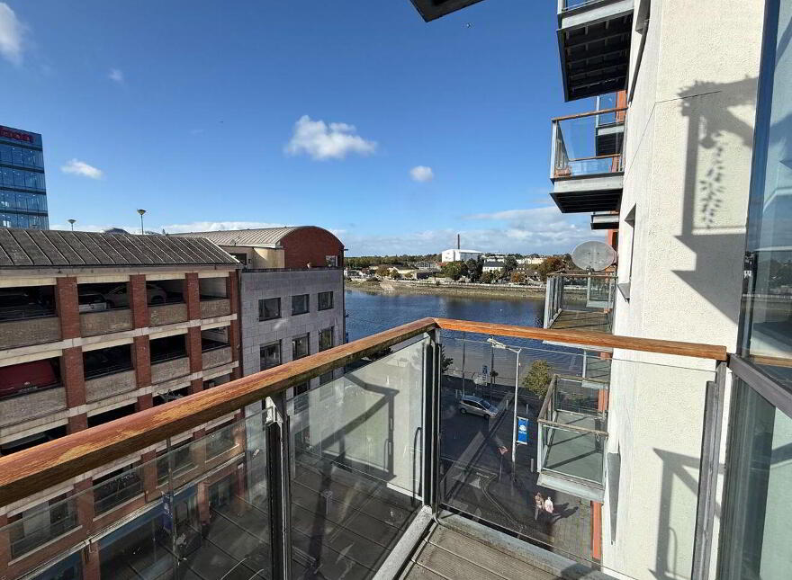 Apartment 313 Harvey's Quay Apartments, Ennis Road, V94N26V