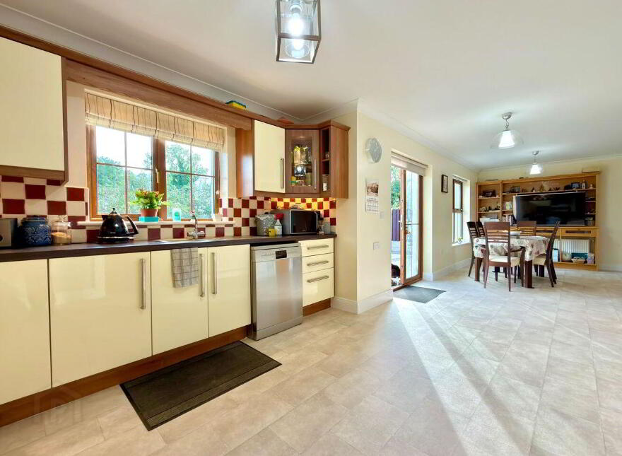 19 Stoneleigh, Ballymore, N91PX90