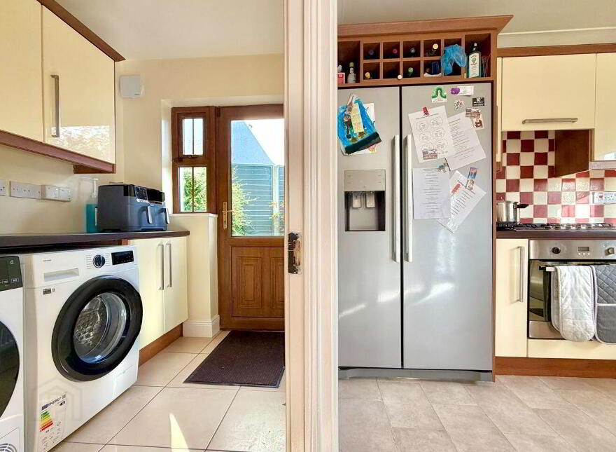 19 Stoneleigh, Ballymore, N91PX90