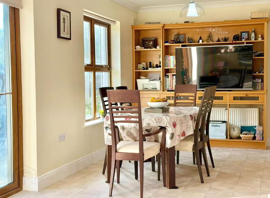 19 Stoneleigh, Ballymore, N91PX90