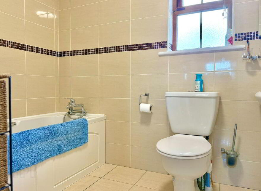 19 Stoneleigh, Ballymore, N91PX90