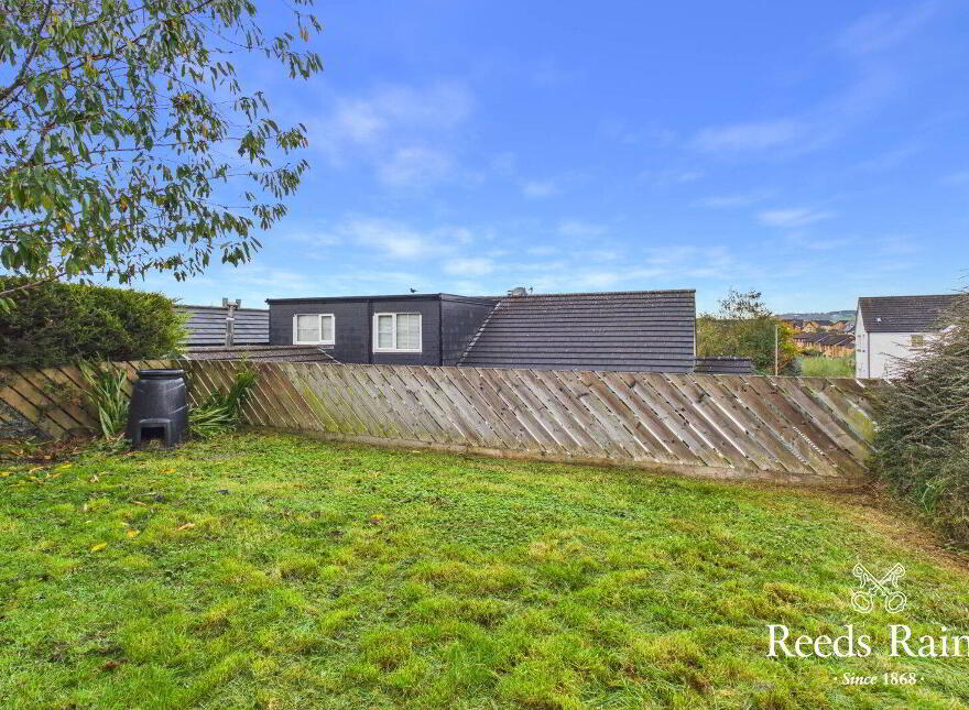 14 Millmount Lane, Dundonald, Belfast, BT16 1WN