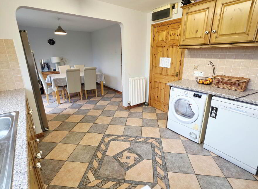 4 Woodford Court, Kinoughtragh, Derrylin, Enniskillen, BT92 9PY