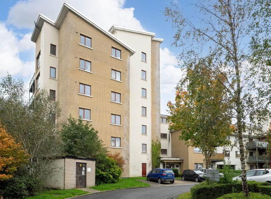 8 Hunters Hall, Hunters Wood, Ballycullen, Dublin 24, D24VX80