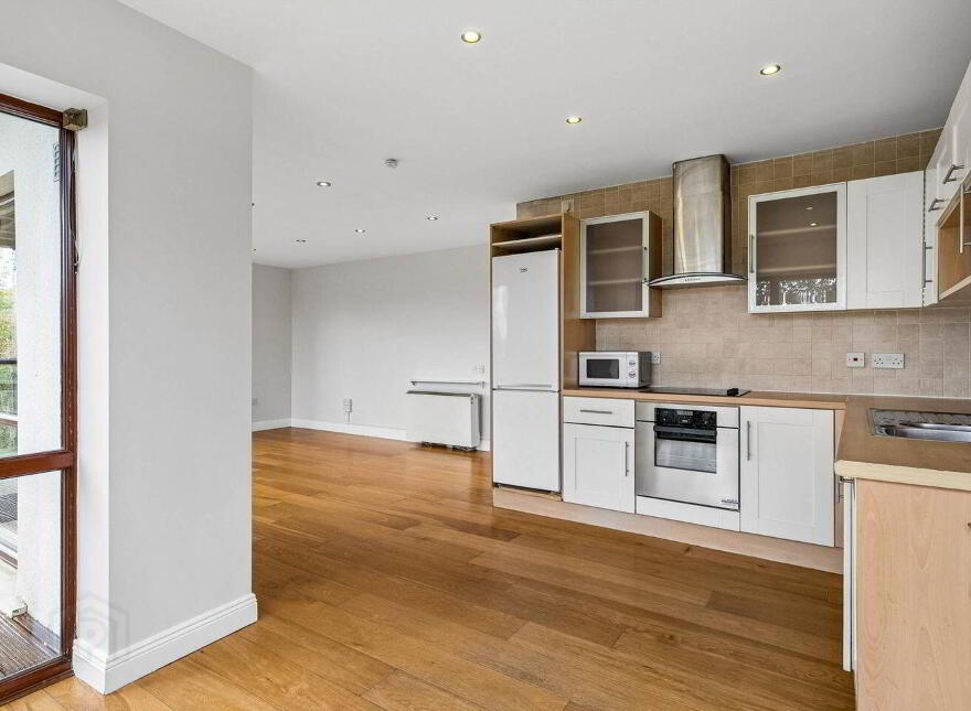 8 Hunters Hall, Hunters Wood, Ballycullen, Dublin 24, D24VX80