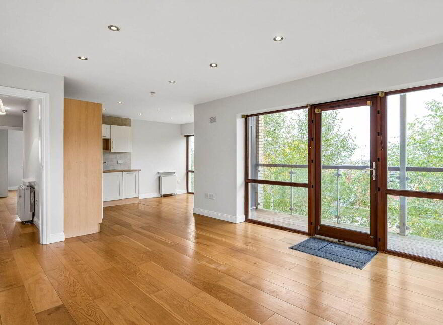 8 Hunters Hall, Hunters Wood, Ballycullen, Dublin 24, D24VX80