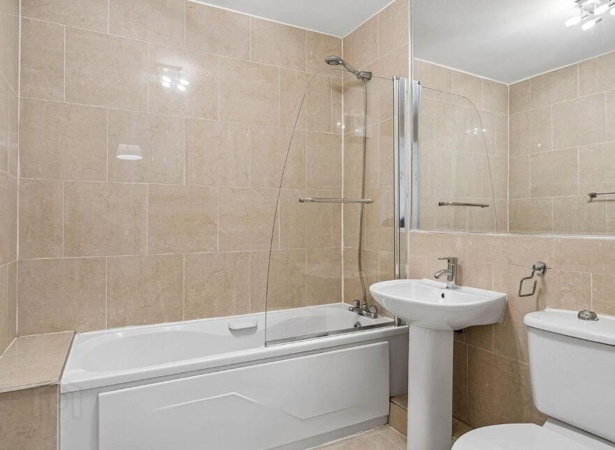 8 Hunters Hall, Hunters Wood, Ballycullen, Dublin 24, D24VX80