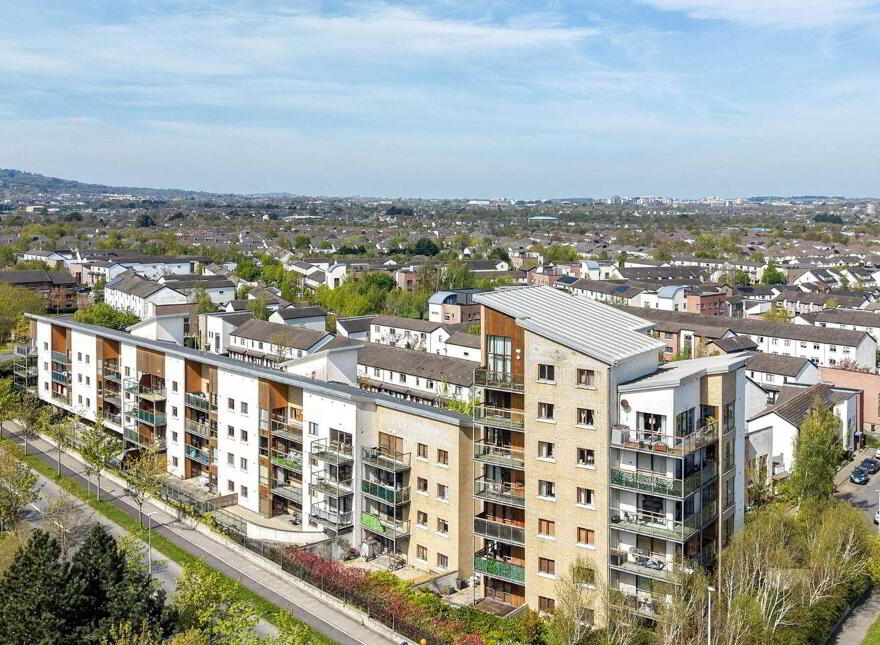 8 Hunters Hall, Hunters Wood, Ballycullen, Dublin 24, D24VX80