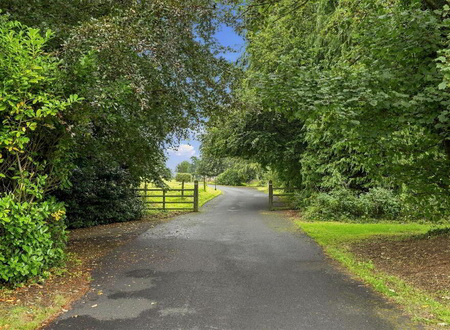 9 Oldstone Manor, Antrim, BT41 4DY