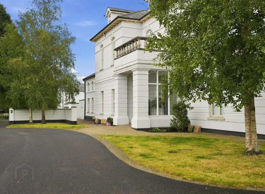 9 Oldstone Manor, Antrim, BT41 4DY