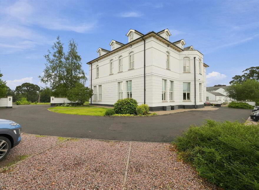 9 Oldstone Manor, Antrim, BT41 4DY