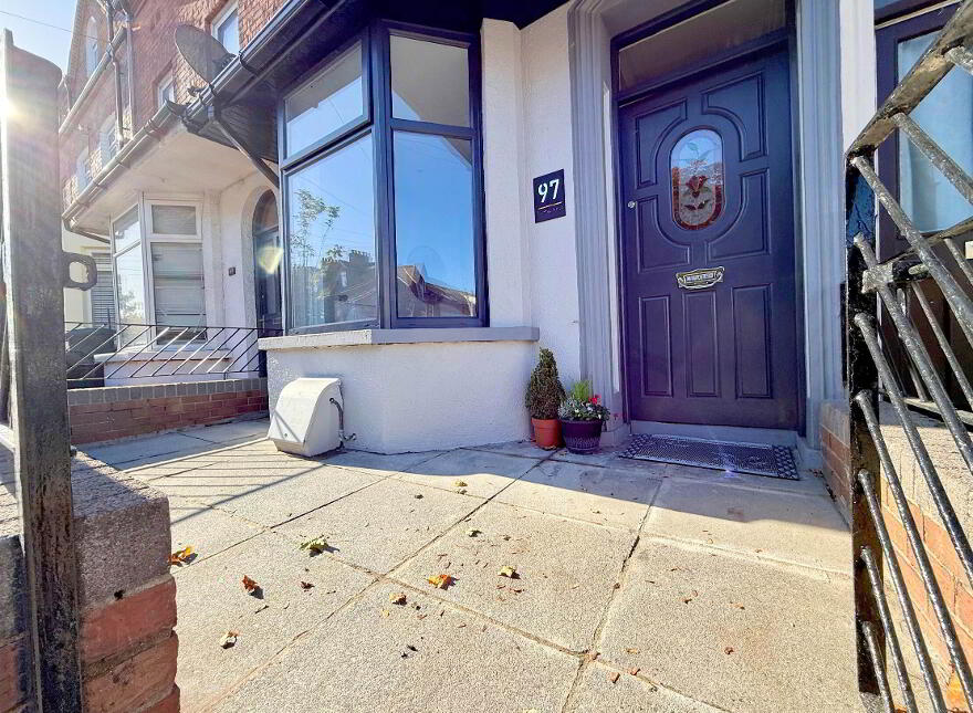 97 Bloomfield Avenue, Bloomfield, Belfast, BT5 5AB