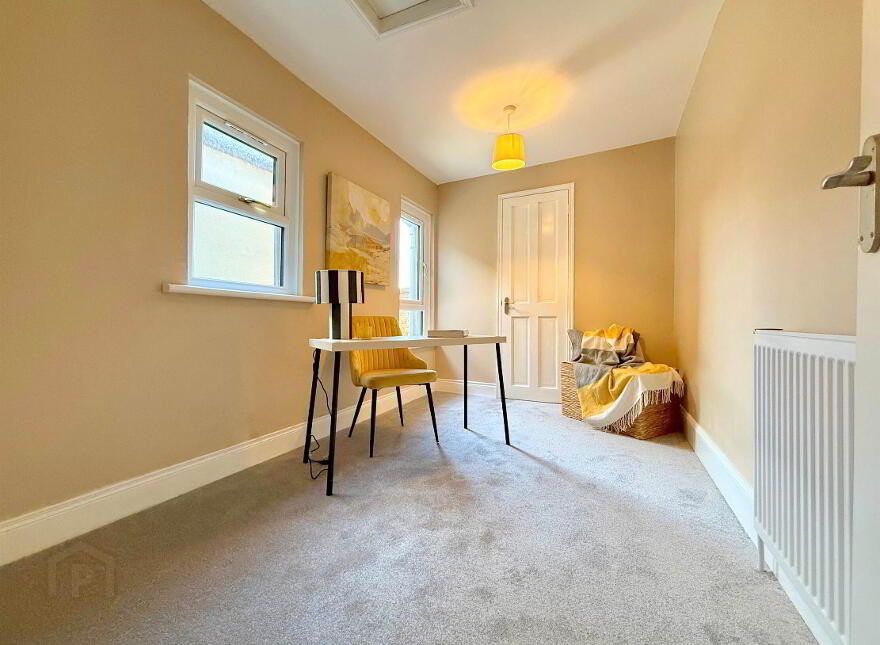97 Bloomfield Avenue, Bloomfield, Belfast, BT5 5AB