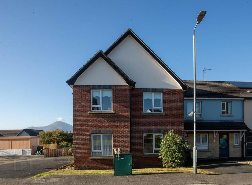 8 Castleglen, Dundrum, BT33 0RH