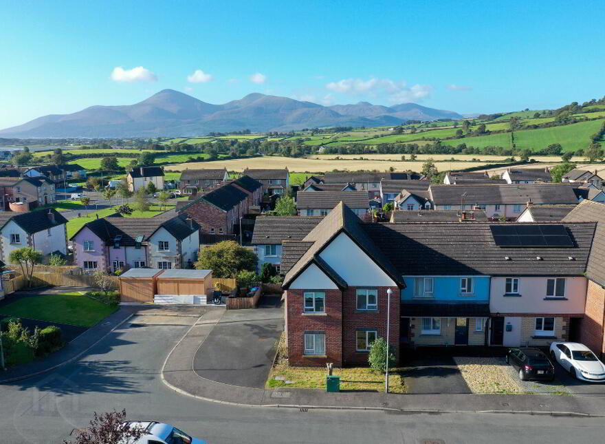 8 Castleglen, Dundrum, BT33 0RH