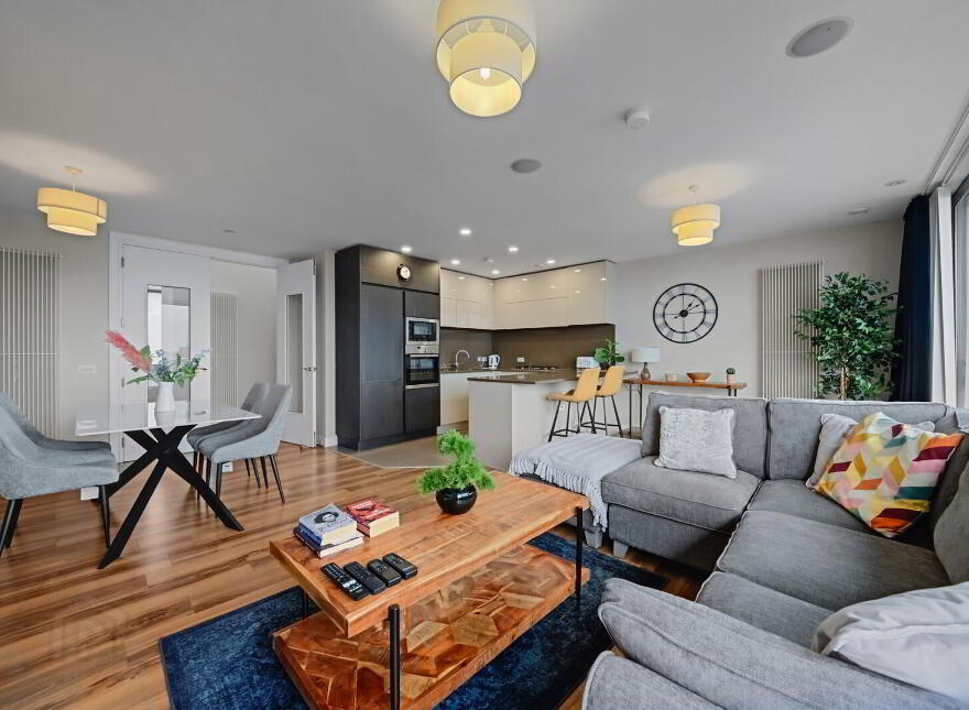 Apartment 7.43 The Arc 2L Queens Road, Belfast, BT3 9FN