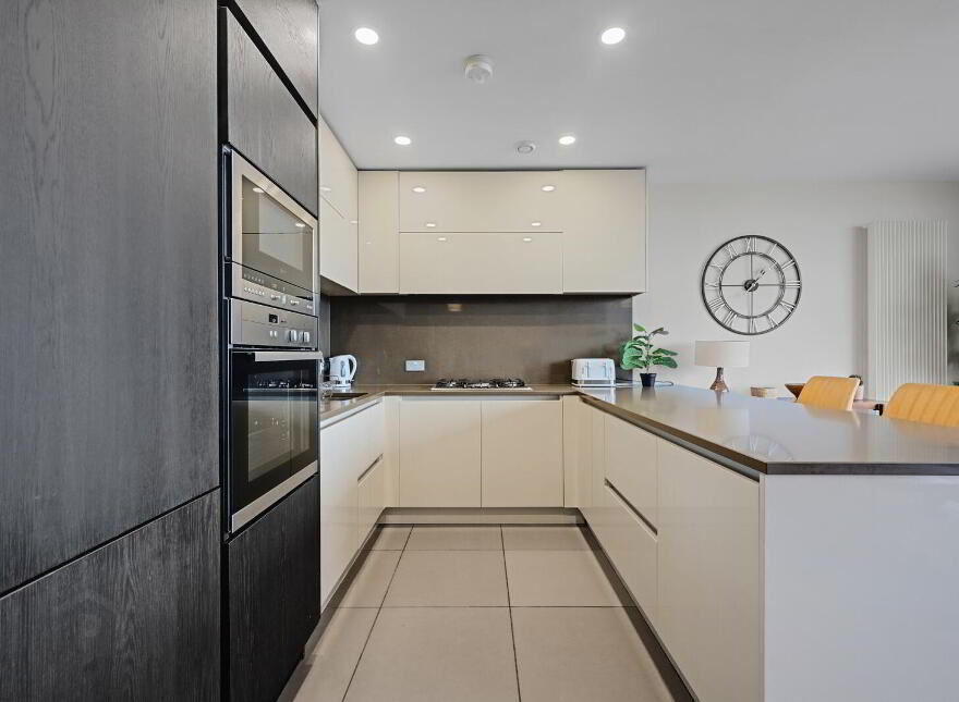 Apartment 7.43 The Arc 2L Queens Road, Belfast, BT3 9FN