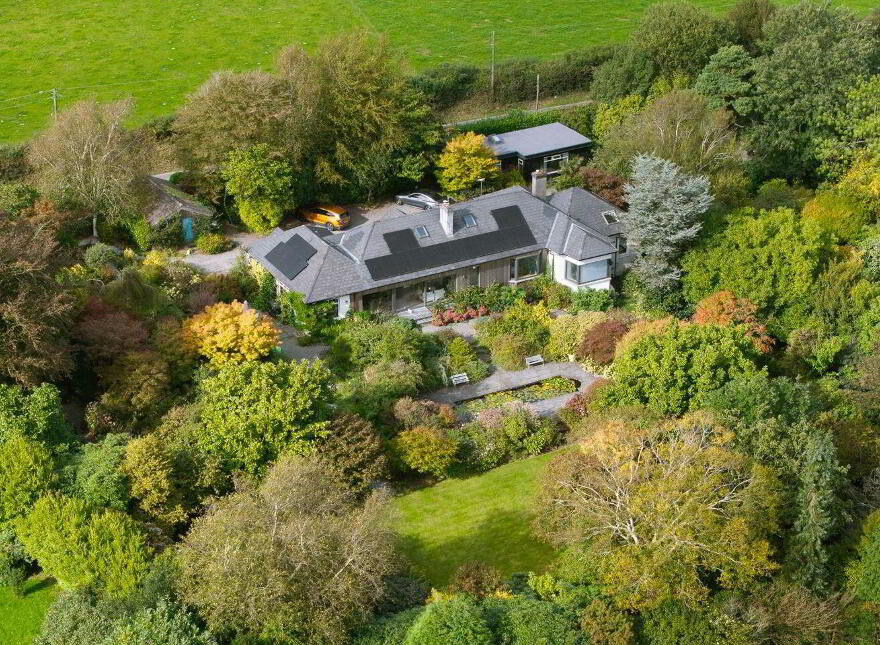 Lakemount, Barnavara Hill, Riverstown, T45X340