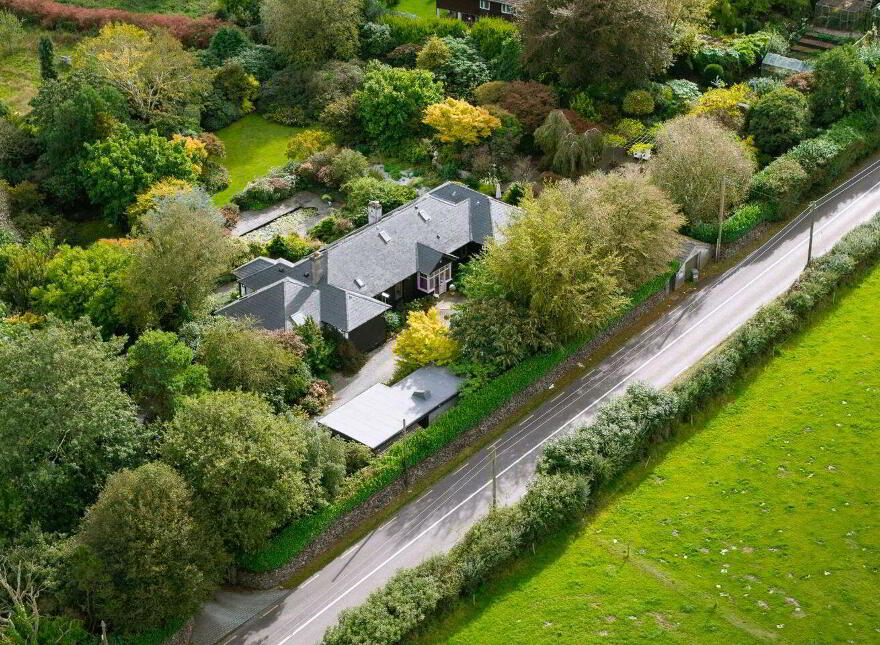 Lakemount, Barnavara Hill, Riverstown, T45X340