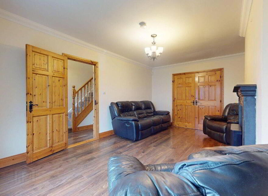 37 Rossmor, Castlebar, F23N924
