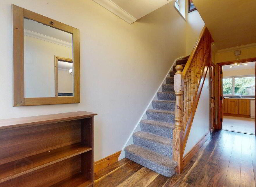 37 Rossmor, Castlebar, F23N924