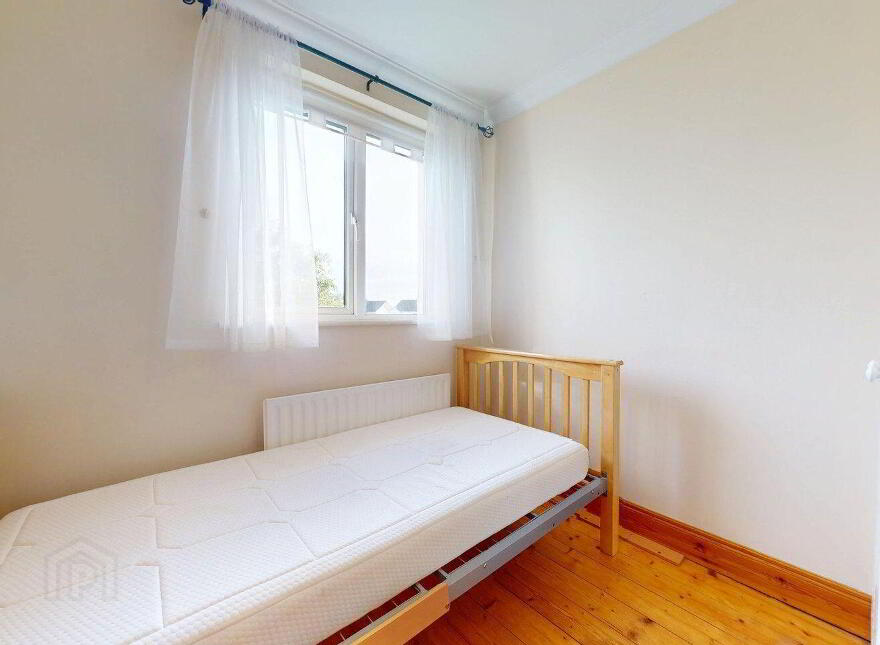 37 Rossmor, Castlebar, F23N924