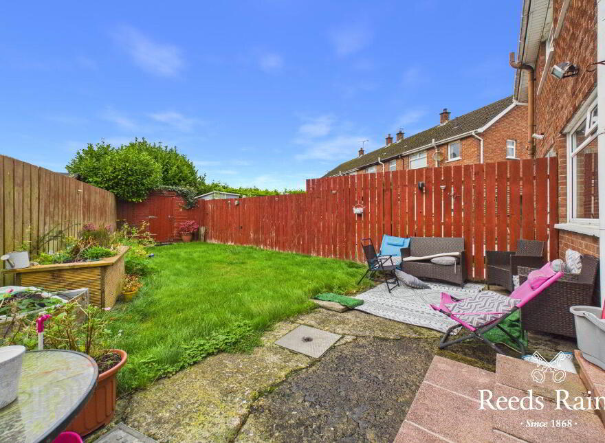 111 Dunleady Park, Dundonald, Belfast, BT16 1JX