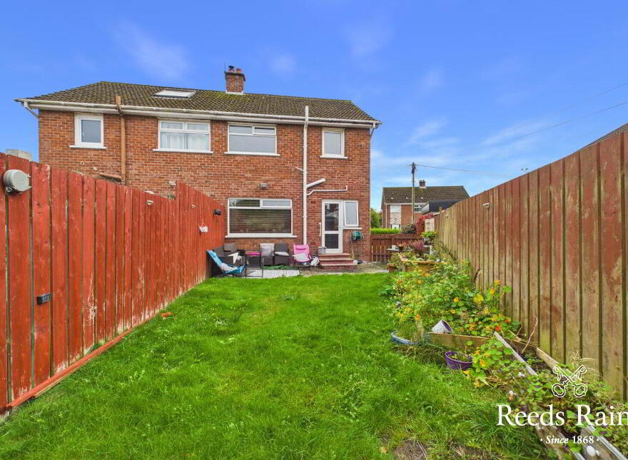 111 Dunleady Park, Dundonald, Belfast, BT16 1JX