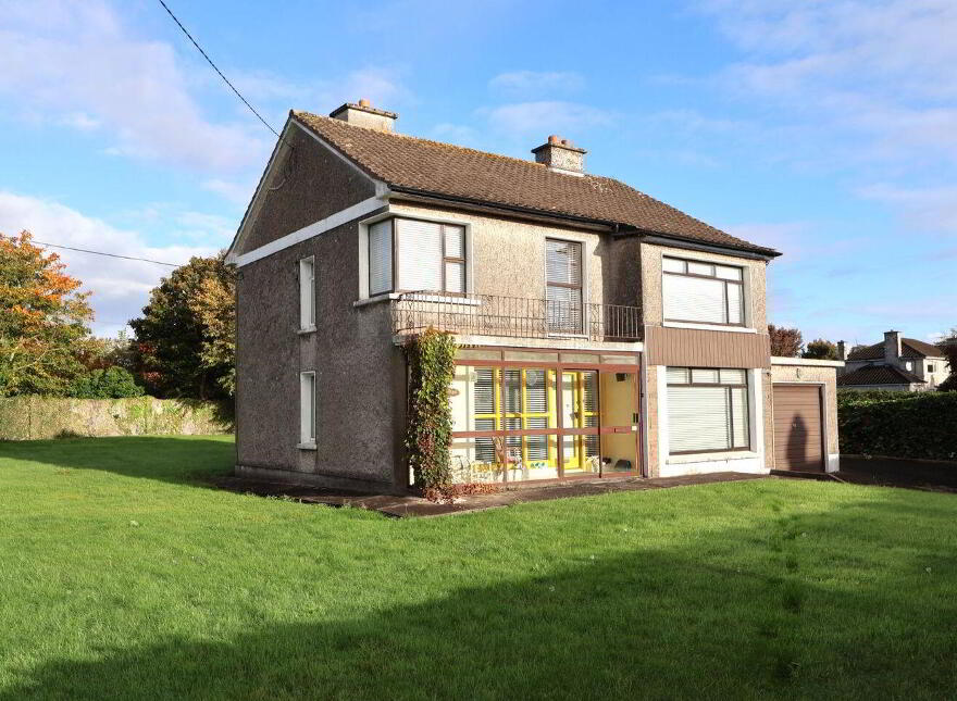 El Madrigal, Nally Street, Ballina, F26V6D5