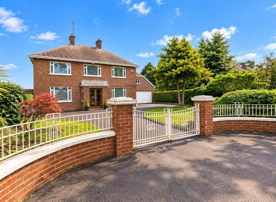 96 Belfast Road, Dollingstown, Lurgan, BT66 7JT
