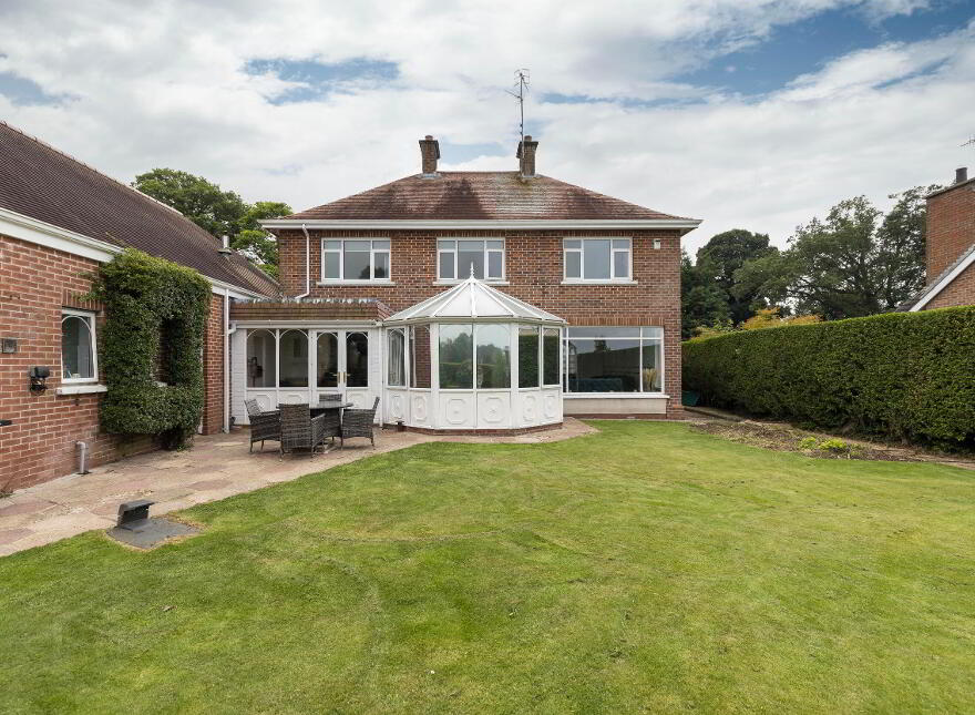 96 Belfast Road, Dollingstown, Lurgan, BT66 7JT