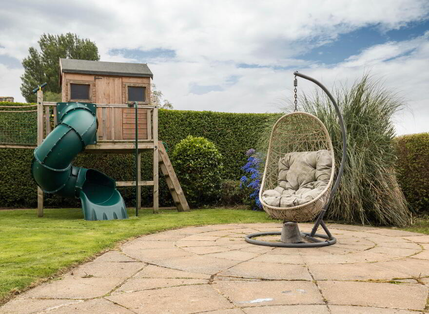 96 Belfast Road, Dollingstown, Lurgan, BT66 7JT