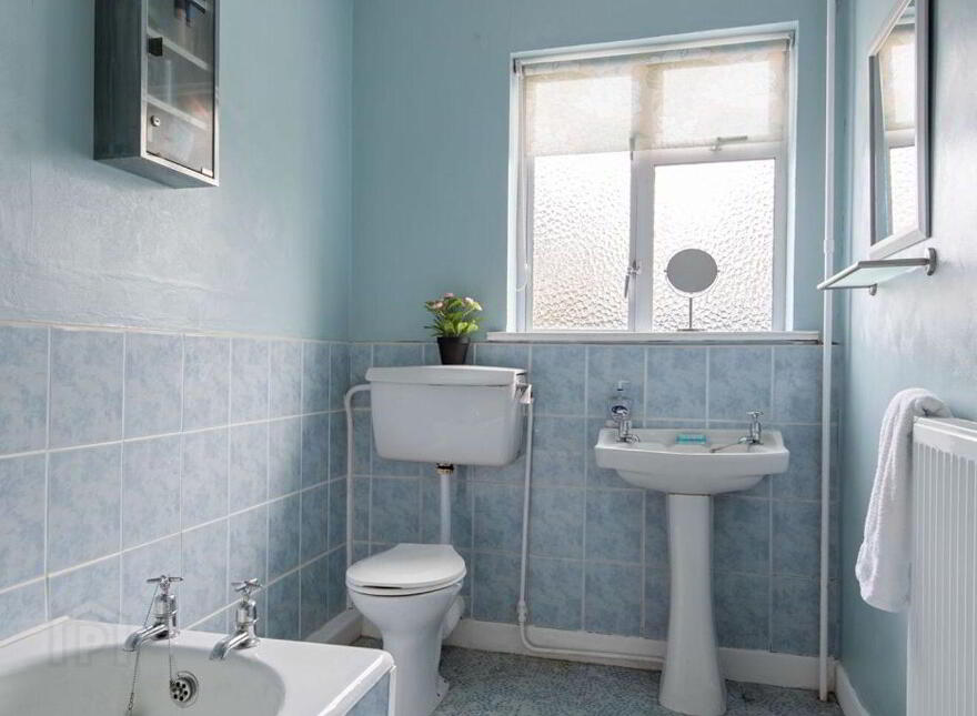 33 Dangan Park, Kimmage, D12V027