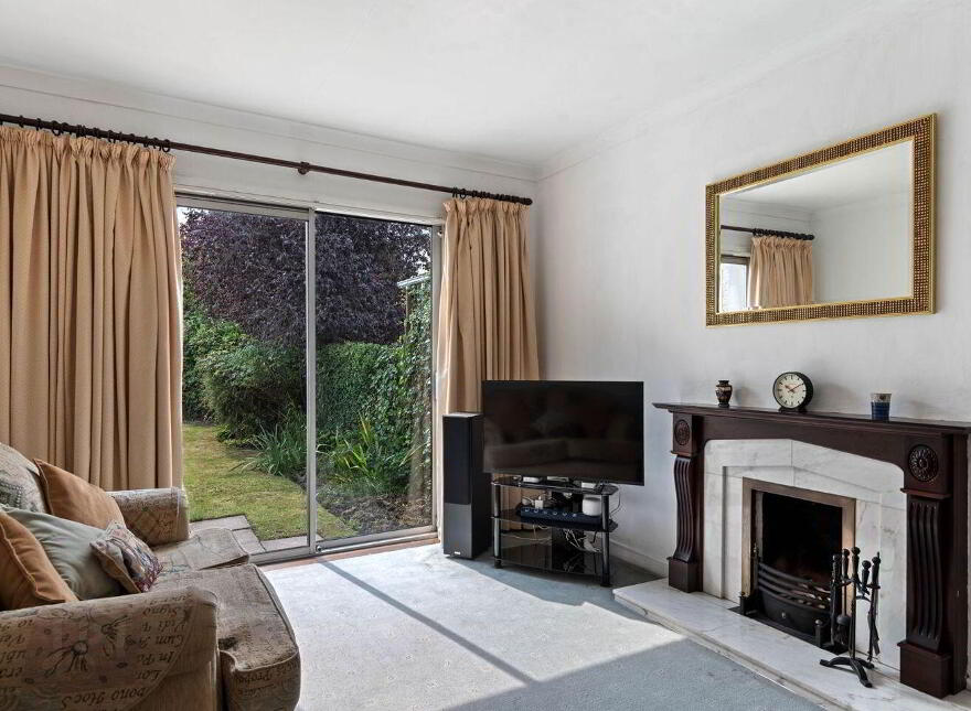 33 Dangan Park, Kimmage, D12V027
