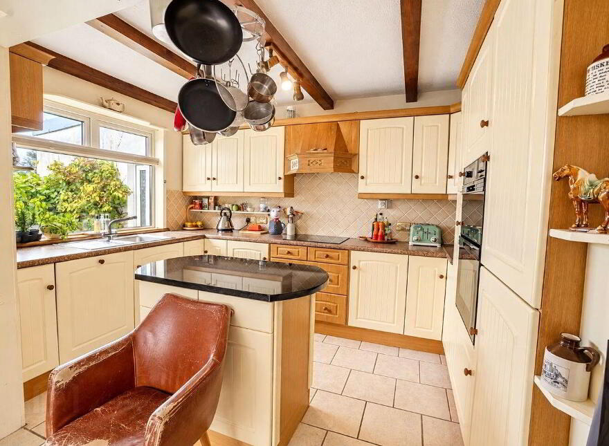 Ballynastangford Upper, Claremorris, F12N280