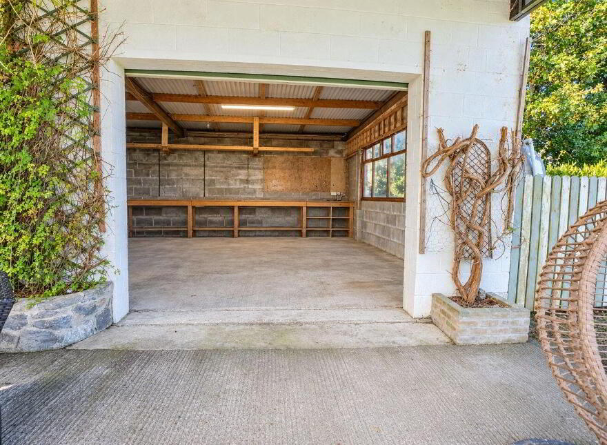 Ballynastangford Upper, Claremorris, F12N280